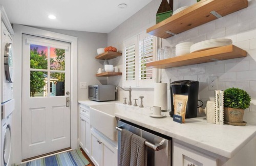 Radcliffeborough House | Built in 1840 - Stunning Renovation | The Elliott