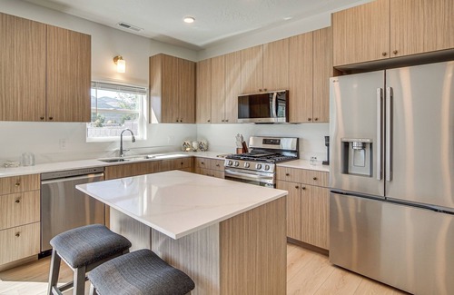 Parowan House | Built in 2025: Parowan Escape w/Views!