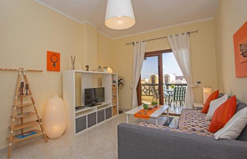 Sahl Hasheeh Apartment | Buki-Gravity-Homes, App No2, amazing seaview apartment in 5 star hotel Gravity Sahl Hasheesh-FOR GUESTS WITH NONEGYPTIAN PASSPORTS