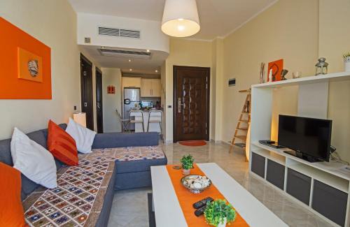 Sahl Hasheeh Apartment | Buki-Gravity-Homes, App No2, amazing seaview apartment in 5 star hotel Gravity Sahl Hasheesh-FOR GUESTS WITH NONEGYPTIAN PASSPORTS
