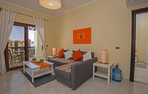 Sahl Hasheeh Apartment | Buki-Gravity-Homes, App No2, amazing seaview apartment in 5 star hotel Gravity Sahl Hasheesh-FOR GUESTS WITH NONEGYPTIAN PASSPORTS