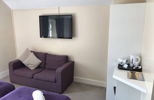 Menai Bridge Hotel | Bulkeley Arms