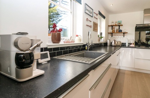 Banff Cottage | Bullpens