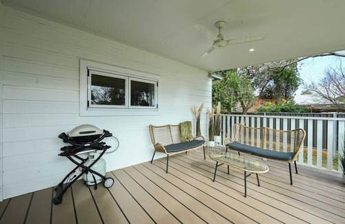 Dubbo House | Bultje Bliss - CBD Haven, 1920s Timeless Charm