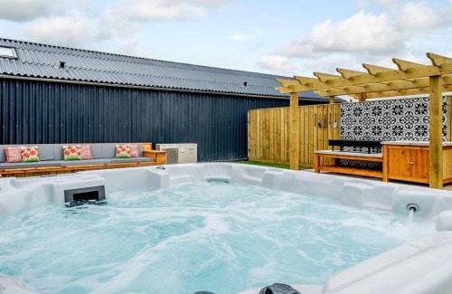 Boston House | Bumblebee