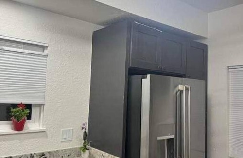 West Oakland House | Bumblebee House - NEW 30% OFF Feb March Apr May June July Aug Sept Central Heat