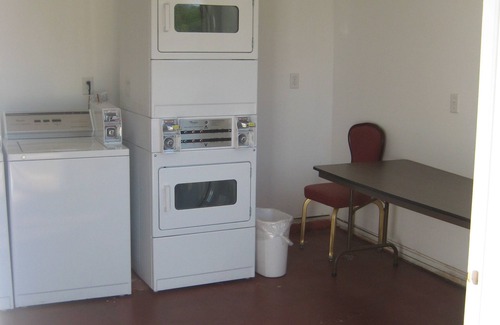 Zion National Park South Entrance Hotel | Bumbleberry Inn