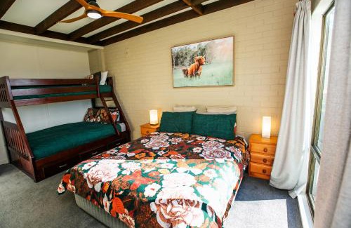 Candelo House | Bumblebrook Farm Motel