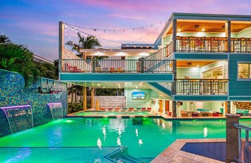 Marathon House | Bumpa's Big House
