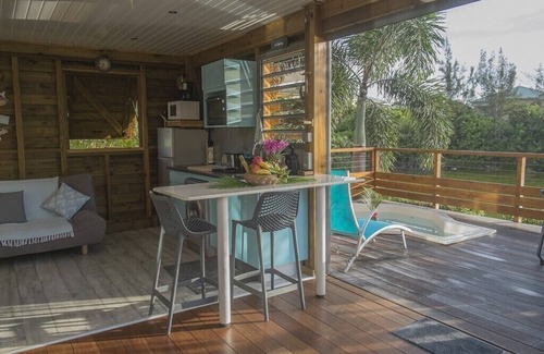 Sainte-Anne House | BUNGALODGE (4* luxury bungalow with private pool)
