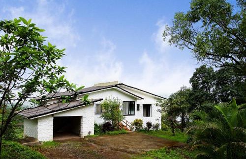 Lonavala Villa | Bungalow 89 by StayVista - A hill-view villa adorned with eclectic interiors for a truly unique & captivating stay