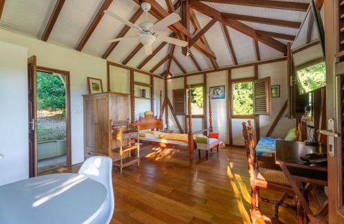 Le Carbet House | Bungalow Caféière
