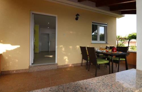 Antonci House | Bungalow Porec (4400-8)