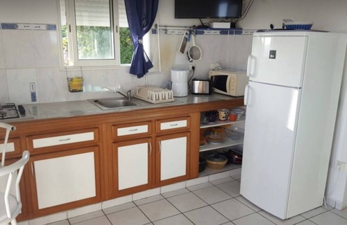 Sainte-Anne House | Bungalow 'SEAVIEW (5 minutes from the beach)