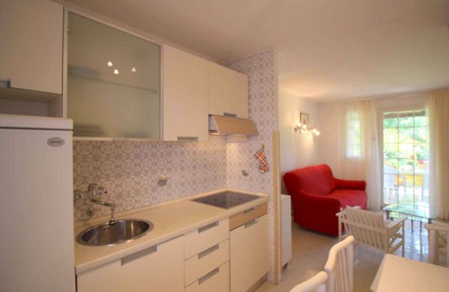 Mali Maj House | Bungalow with beautiful garden and air conditioning