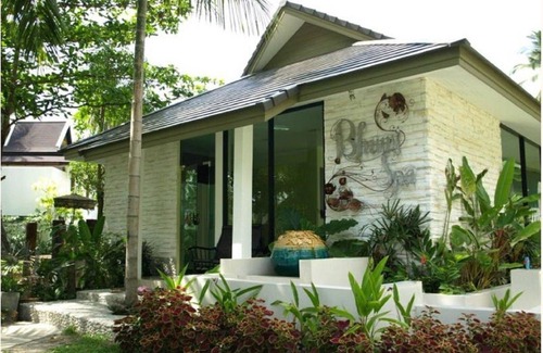 Ko Chang House | Bungalow with garden view