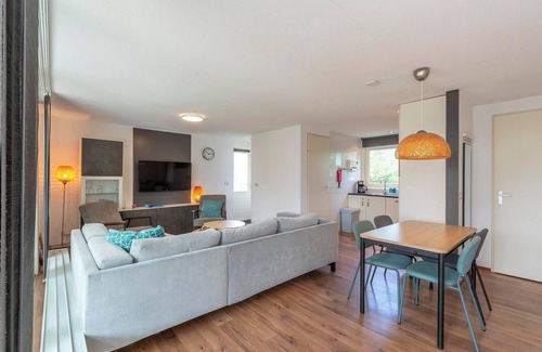Sint Maartensvlotbrug House | Bungalow with Sauna and Pool in Quiet Location