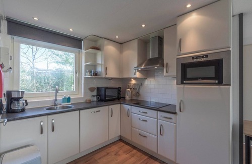 Sint Maartensvlotbrug House | Bungalow with Sauna and Pool in Quiet Location
