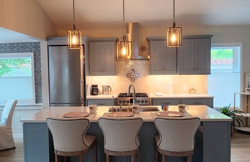 Laurel Park House | Bungalow with Private Guest Casita in Historic Downtown Sarasota