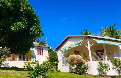 Bouillante House | Bungalows with swimming pool with breathtaking sea and mountain views for 4 people each