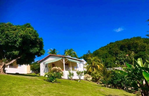 Bouillante House | Bungalows with swimming pool with breathtaking sea and mountain views for 4 people each