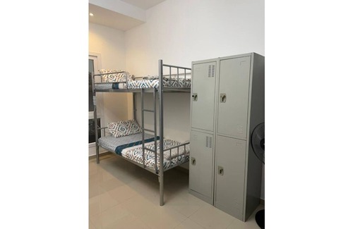 Old Dubai Bed & Breakfast | Bunk bed@Decent hostel in center of bur dubai