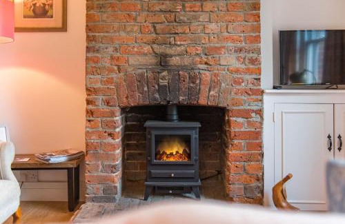 Hythe House | Bunny Cottage by Bloom Stays