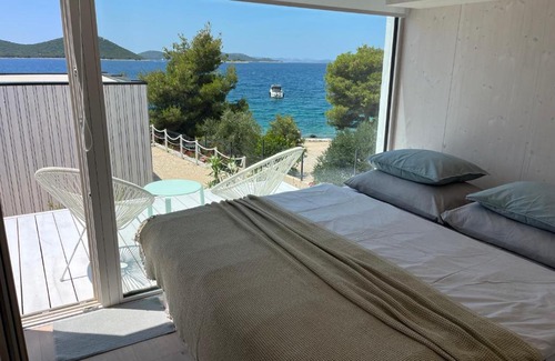 Drage House | BUQEZ ECO RESORT - Beach Villas 2 and 8 - Seaview, new wifi!
