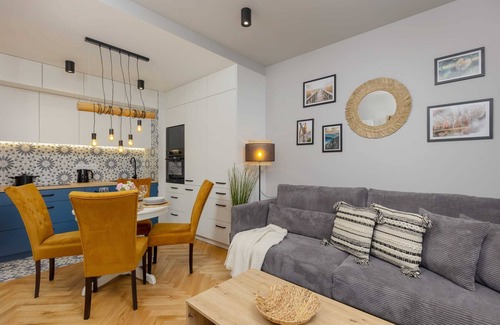 Wola Apartment | Burakowska 16B | Tasteful Apartment | Parking
