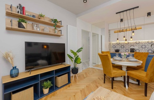 Wola Apartment | Burakowska 16B | Tasteful Apartment | Parking