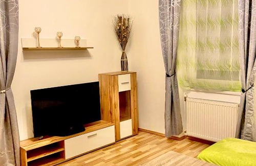 Seebenstein Apartment | Burgblick Apartment- 60qm, Küche, Waschmaschine, Streamingdienste