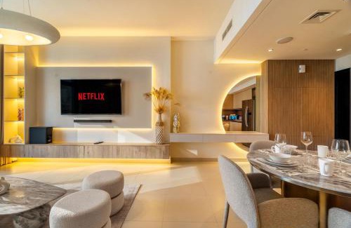 Downtown Dubai Apartment | Burj Crown Luxury - 4BR - Only steps to Dubai Mall