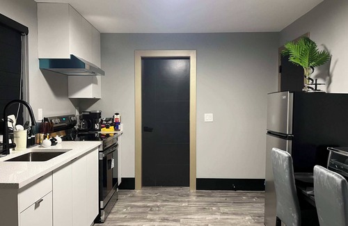 Burnaby House | Burnaby Family Retreat - 2 Bedrooms