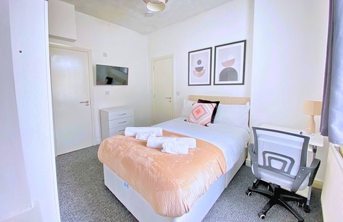 Burnley House | burnley lebanon house by bevolve