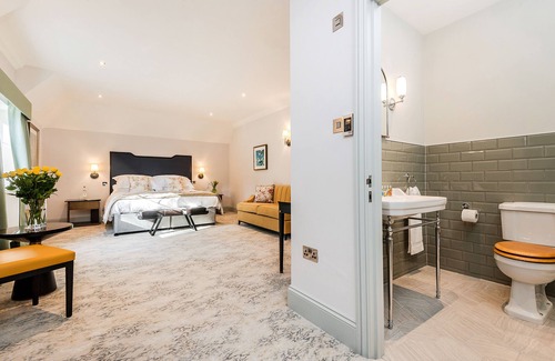 Shottery Hotel | Burnside Hotel