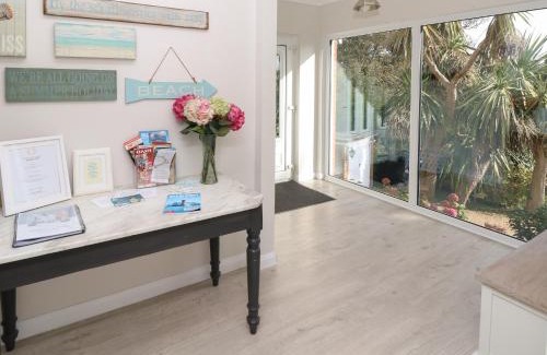 Ventnor House | Burwyns