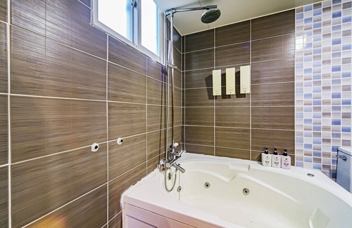 Daeyeon-dong Hotel | Busan Daeyeondong Z
