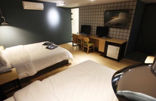 Daeyeon-dong Hotel | Busan Hotel Muri