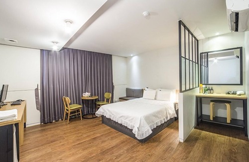 Daeyeon-dong Hotel | Busan Hotel Muri