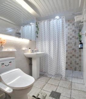 Seomyeon Apartment | Busan Private House for 8ppl 3Q 2Ss