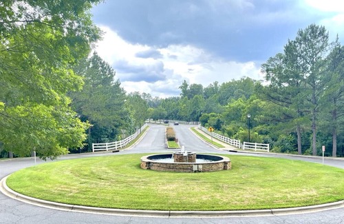 Umstead Condo | Business condo next to Raleigh Golf Course