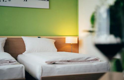 Grosswallstadt Hotel | business & conference Sporthotel Großwallstadt