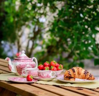 Buxton House | Buxton Bliss - Spacious 5 Bedroom House