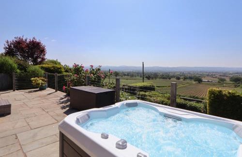 Dyserth House | Buzzards View