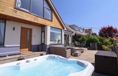Dyserth House | Buzzards View