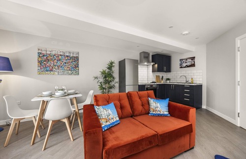 Brighton City Centre Apartment | Buzzing Brighton Apartment 3 | By My Getaways