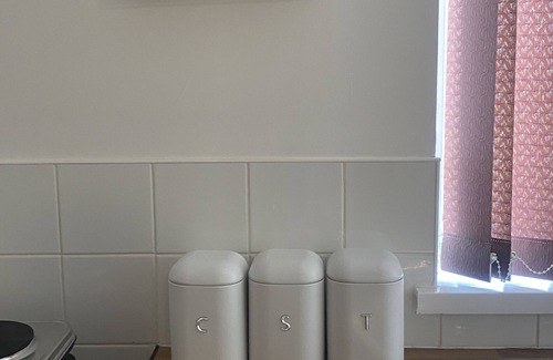Huddersfield Apartment | Bv Comfy Studio Five At Deighton Huddersfield