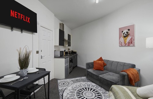 Huddersfield Apartment | Bv Royal Studio Seven Suite,Queengate Huddersfield