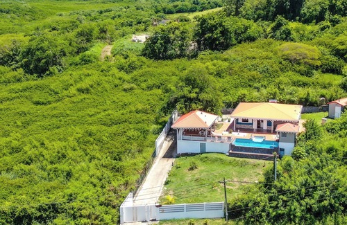 Tartane Villa | Bwa Kanpech Villa