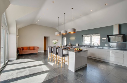 Criccieth House | Bwthyn Ednyfed - Three Bedroom House, Sleeps 6